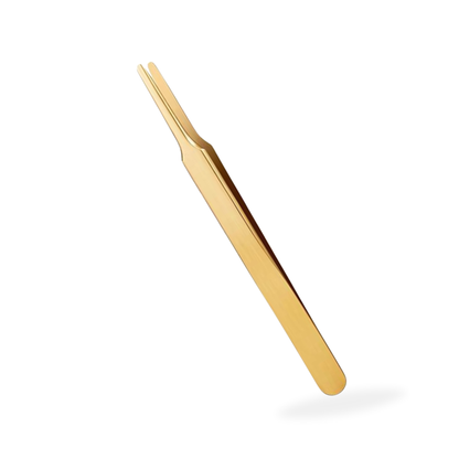 Flat shovel wimper tweezer